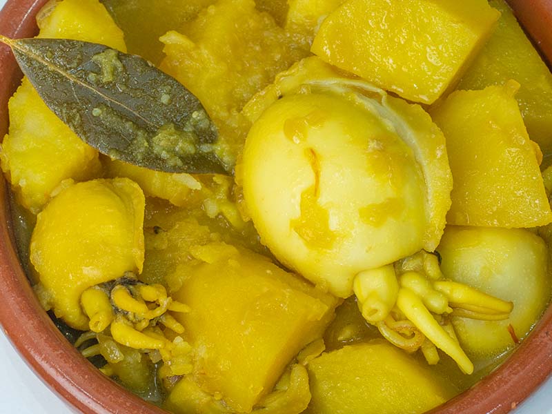 Receta SEPIA CON PATATAS EN OLLA a presion