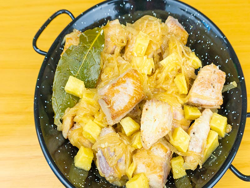 Receta tradicional bonito encebollado