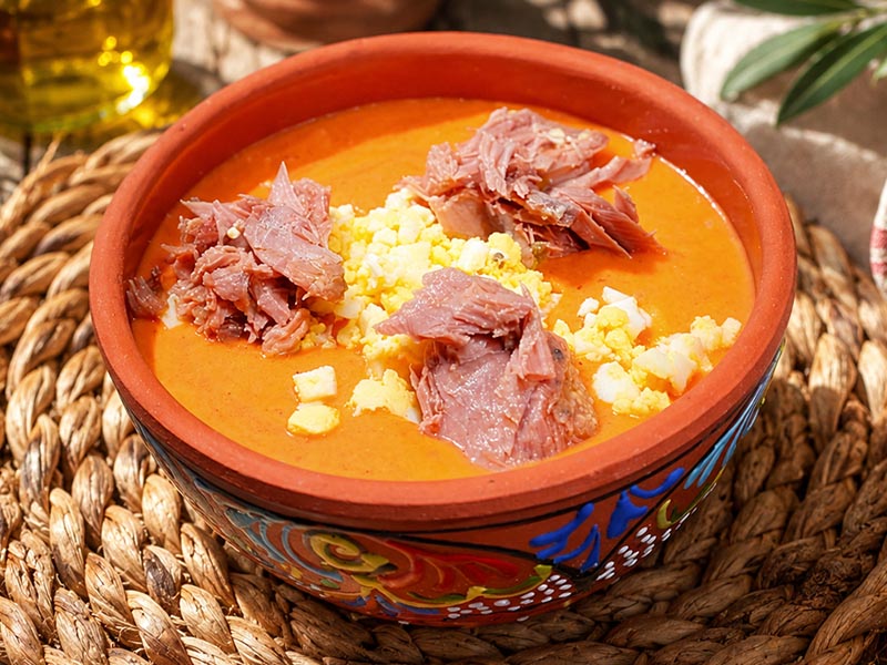 salmorejo ahumado con tomates tatemados